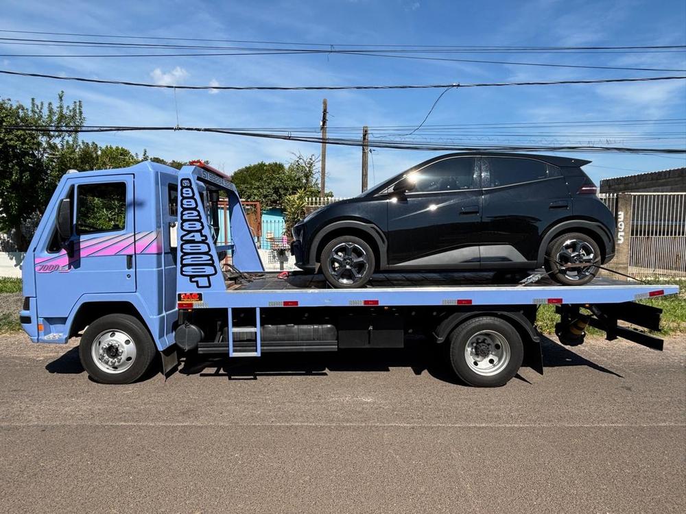 Hatch preto sobre a plataforma